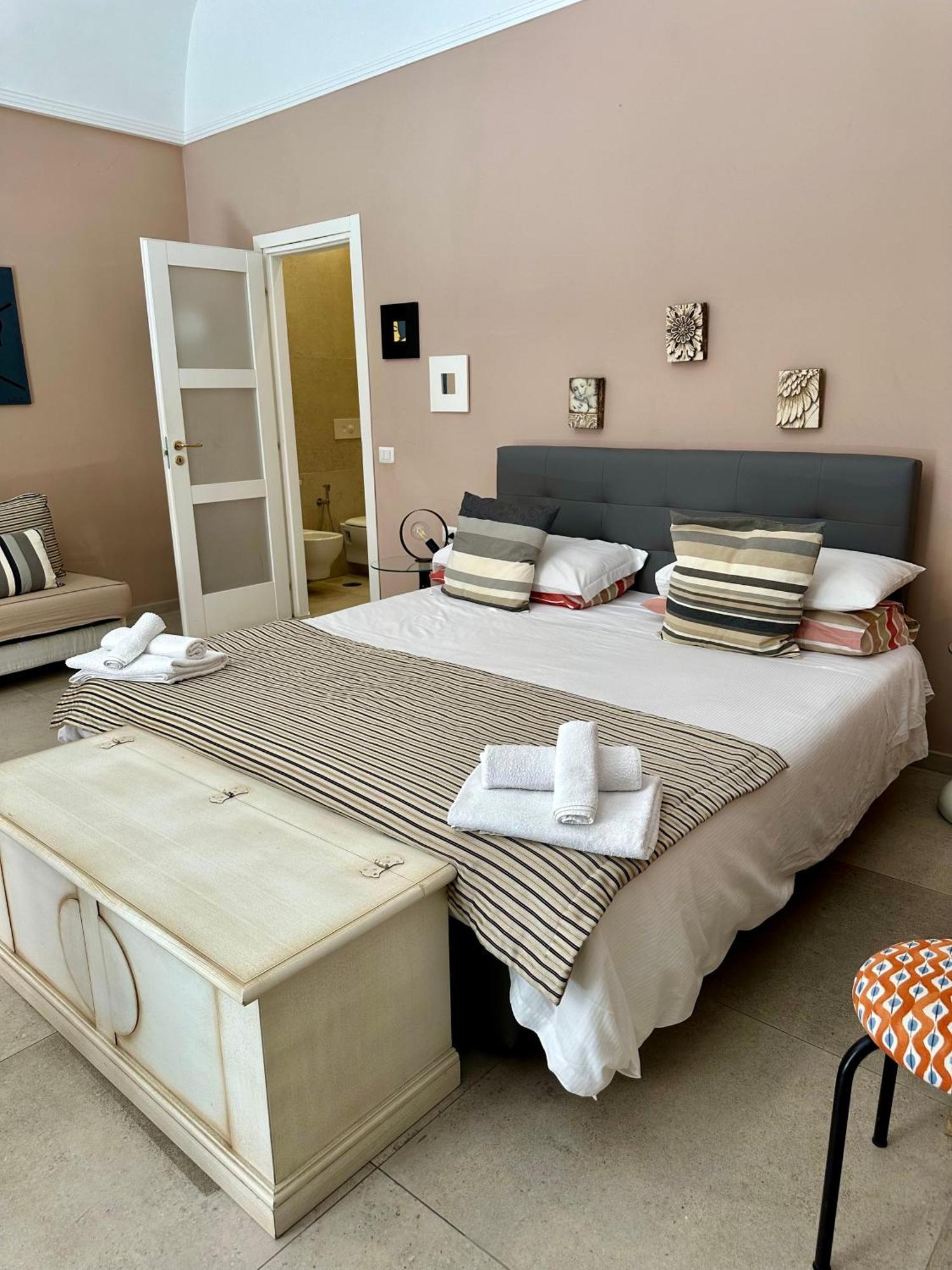 Martucci 83 Bed & Breakfast Napoli Eksteriør bilde